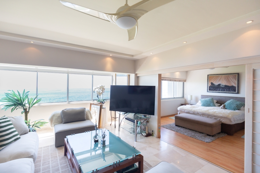 2 Bedroom Property for Sale in Mouille Point Western Cape
